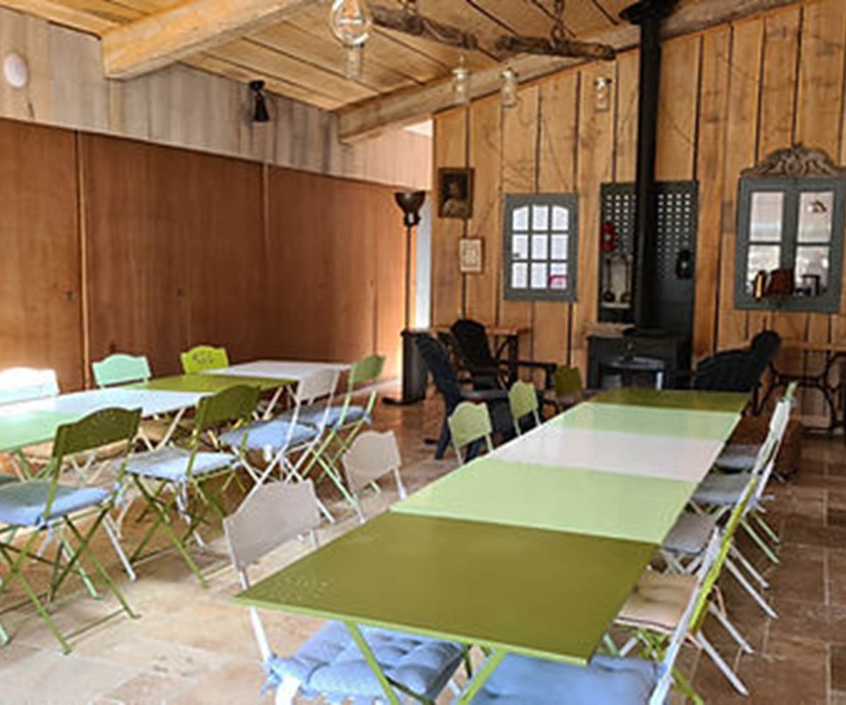 809744_54e5d4287cec4a93b8ef11f4adc4f176~mv2