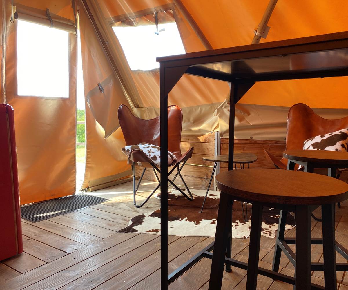 Intérieur tipi