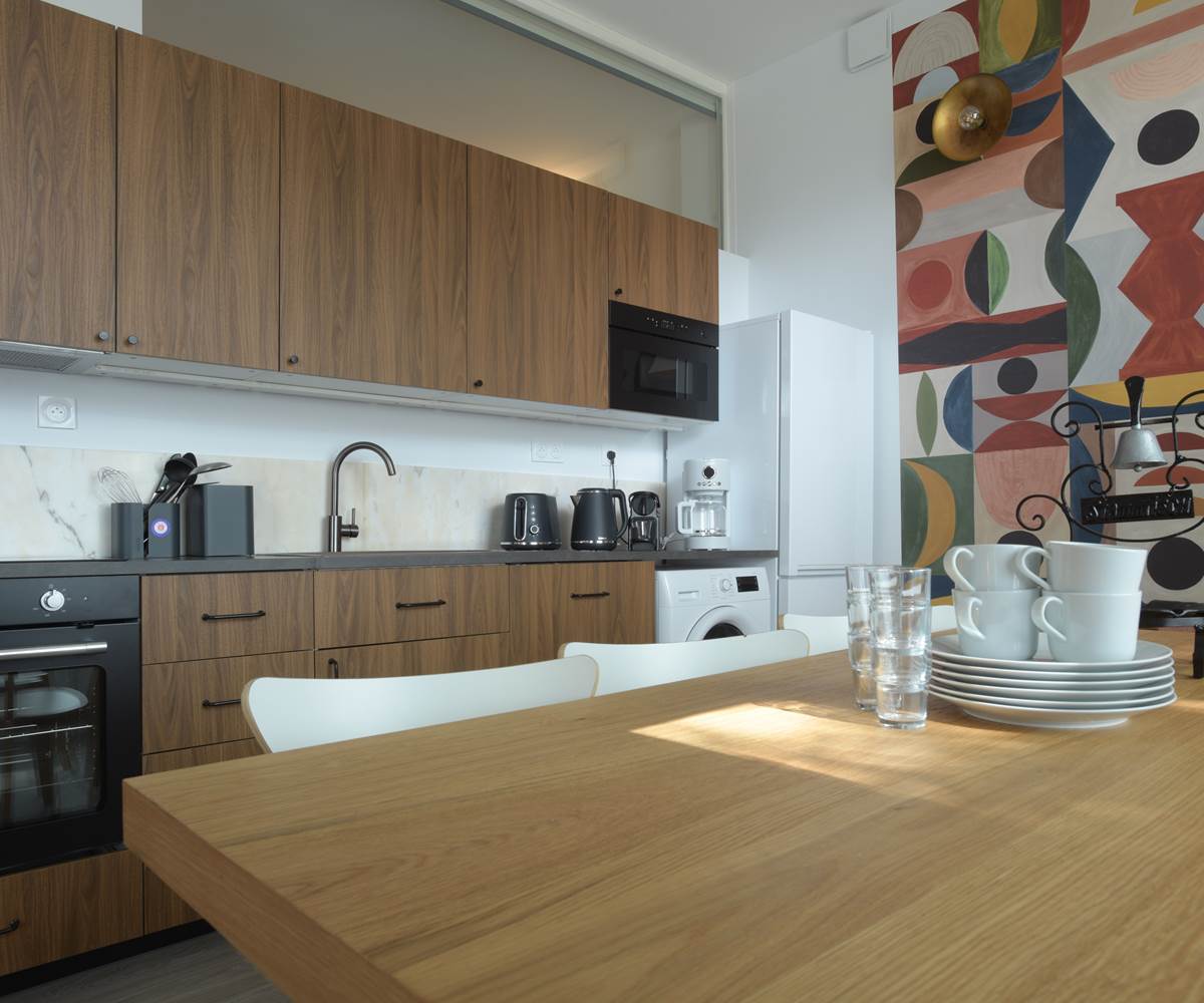 Table à manger pour 2 à 6 personnes gite Cheval blanc Colmar