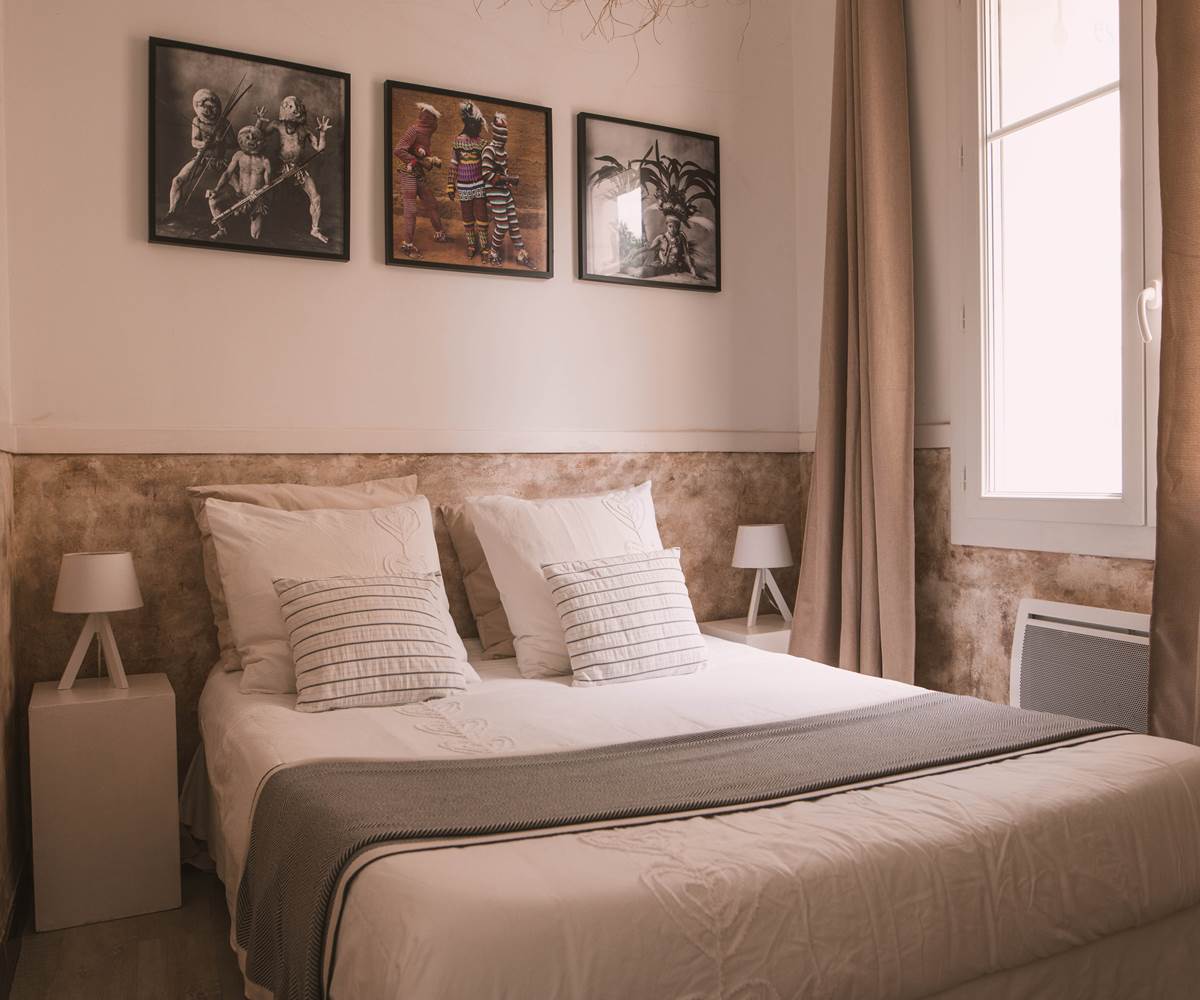 cosy in the Zoulou bedroom