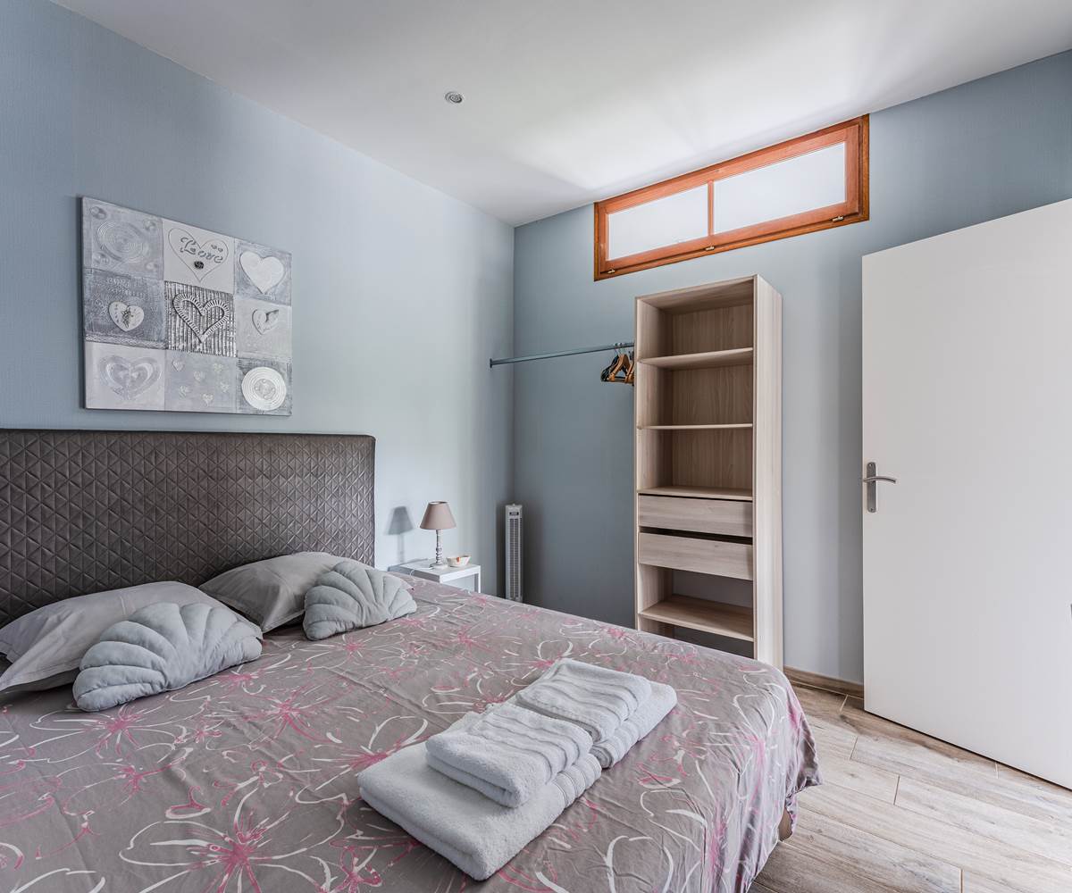 Chambre 2 personnes gîte 1 climatisée