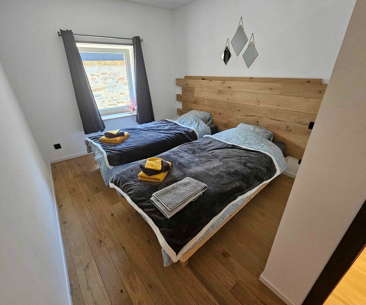 L'ESCAPADE-DE-SAINT-HUBERT-Chambre-Lits-Simples