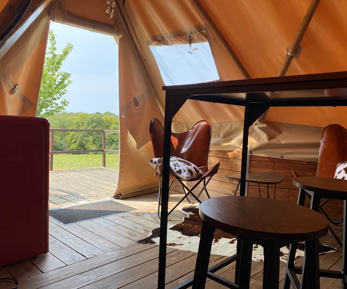 Intérieur tipi