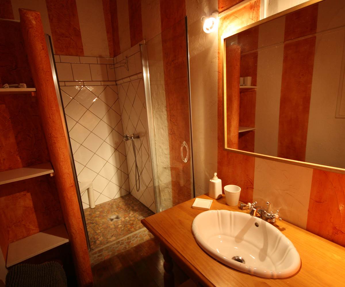 23 salles de bains chambre exotique