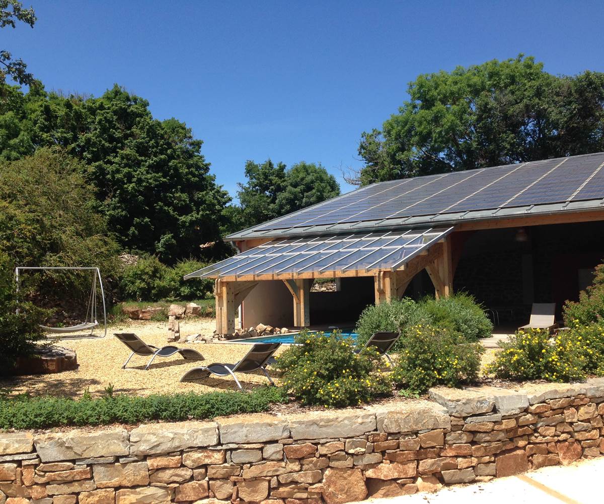 Vue sur l'extérieur arboré