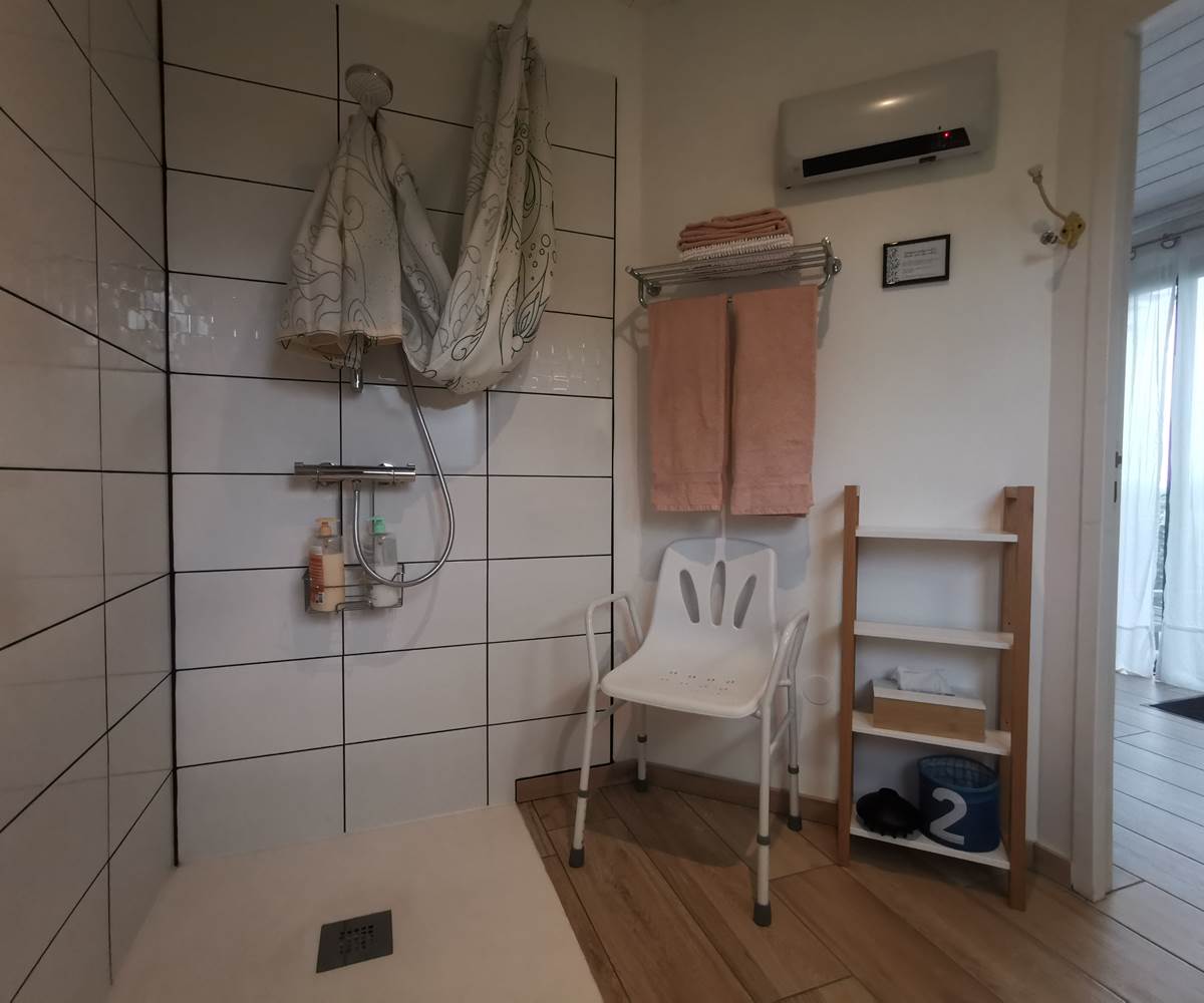 salle d'eau privative, chambre d'hôte Gingko , moulin de La Retardière, Orvault