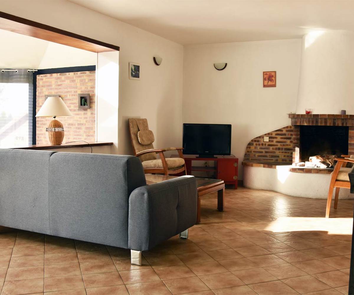 salon du gite bellevue, gite pour 12 personnes au mont Saint-Michel