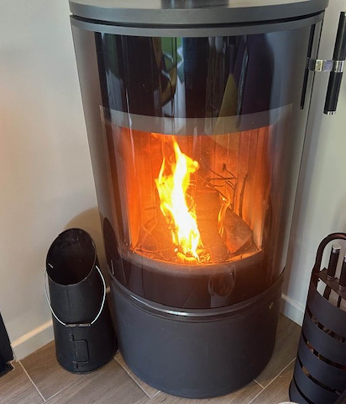 Le LEVANT et son poele à bois-photo-news