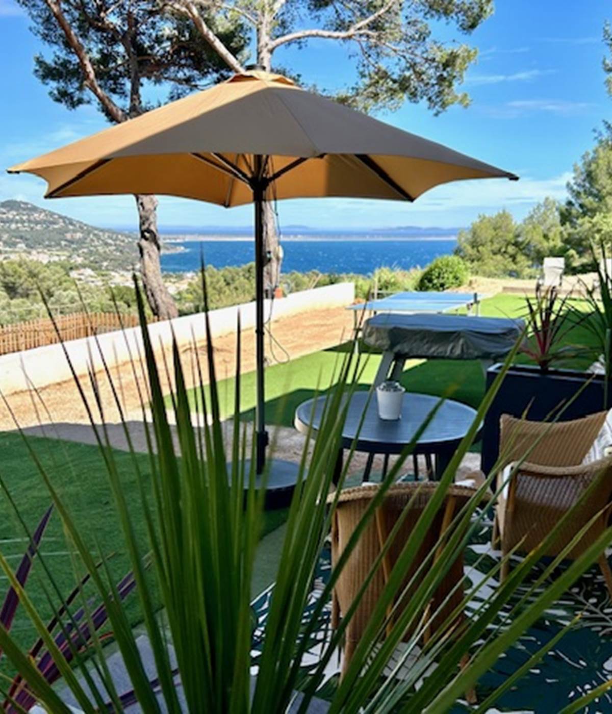 TRAMONTANE Terrasse privative vue mer-photo-news