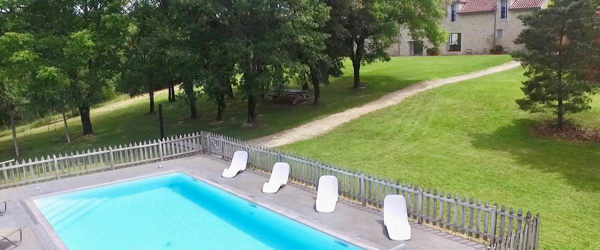 Gite La Bergerie avec piscine chauffée près de Sarlat