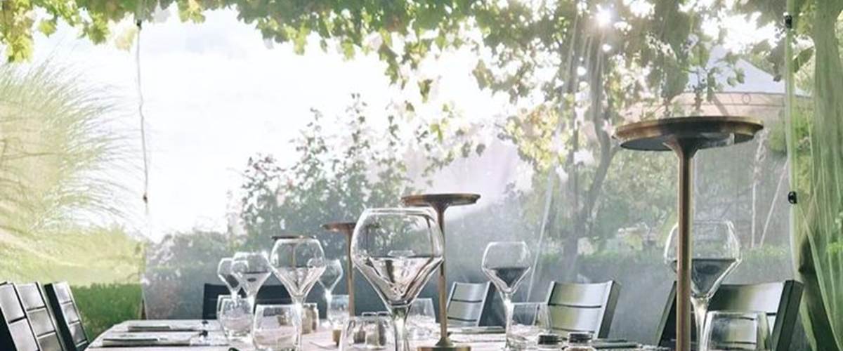 Table d'hôte terrasse extérieure