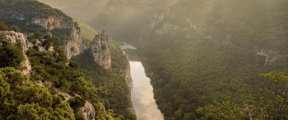 Belve´de`re de la Madeleine Gorges de l'Arde`che (24) © Marina Geray (1)-carousel