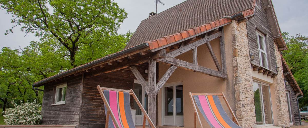 Gite du Causse Loubressac Terrasse-carousel