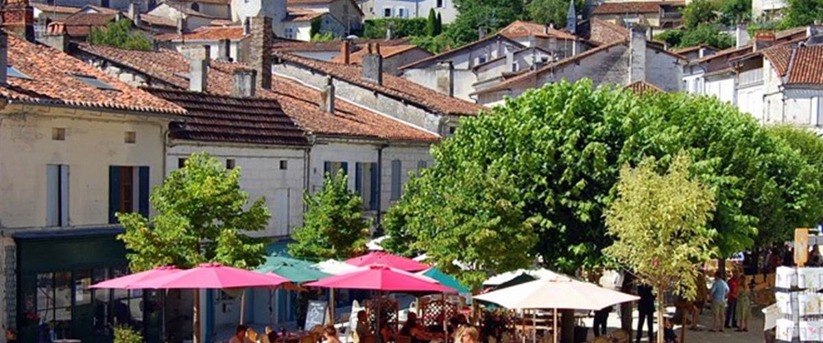 Place trarieux Aubeterre-carousel