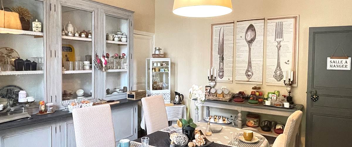 N°3 Salle Petit dej-carousel