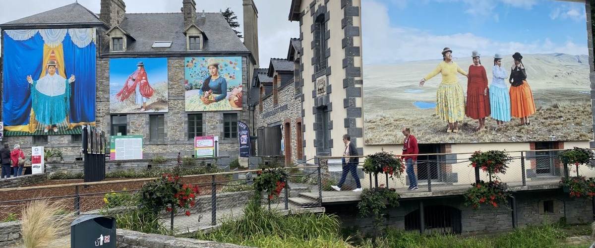 la gacilly-carousel