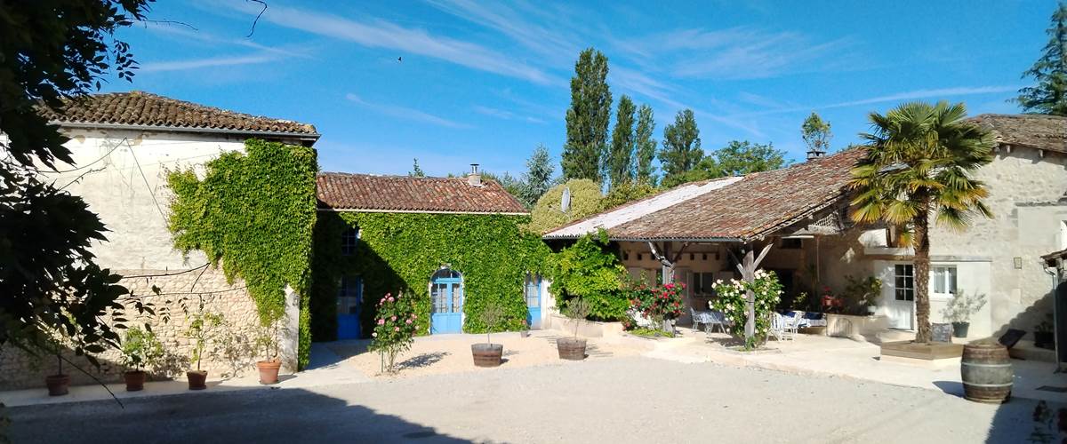 Le Clos Beldane-carousel