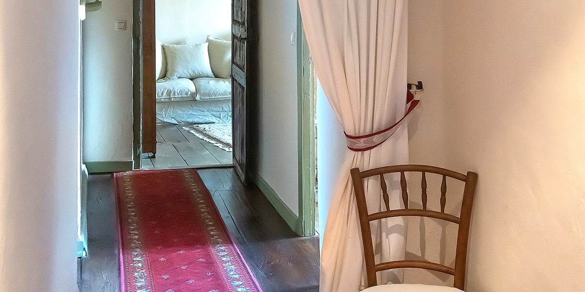 suite des ecoliers  couloir