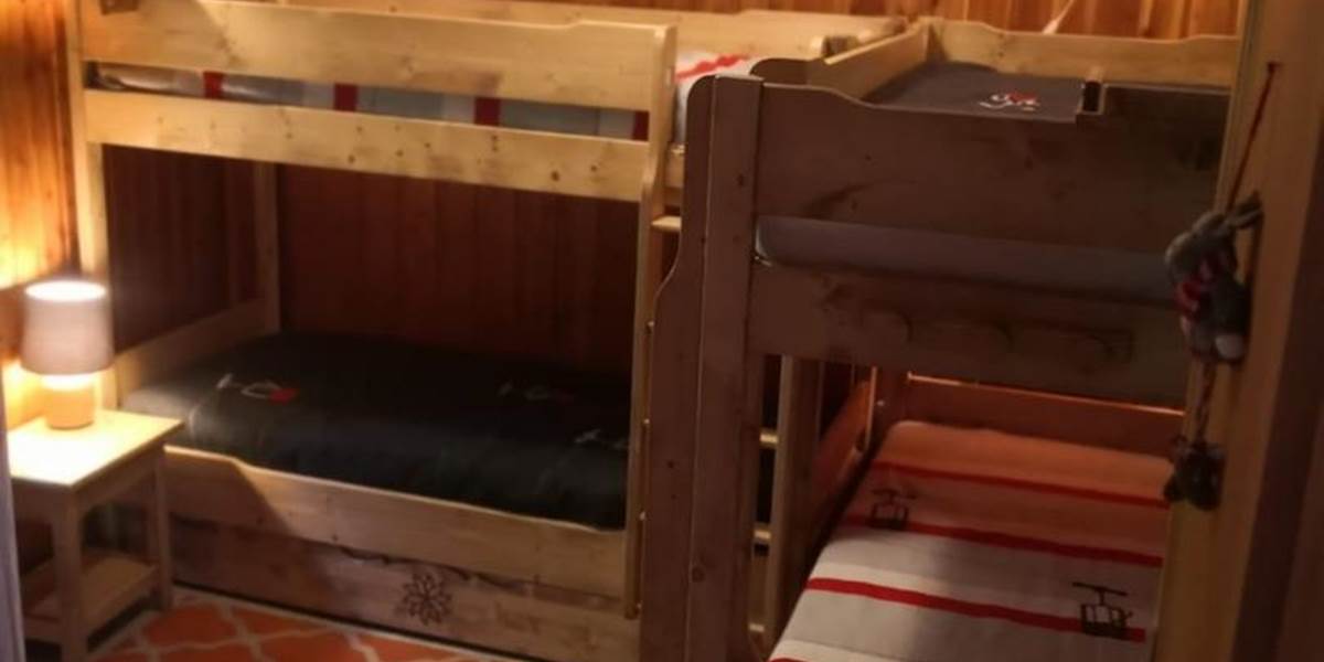 CHAMBRE 4 LITS SUPPERPOSES ET 1 LIT GIGOGNE REZ DE CHAUSSEE