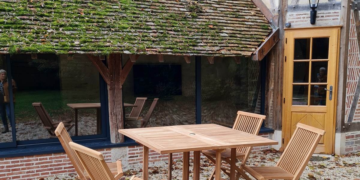 Salon de jardin du gîte
