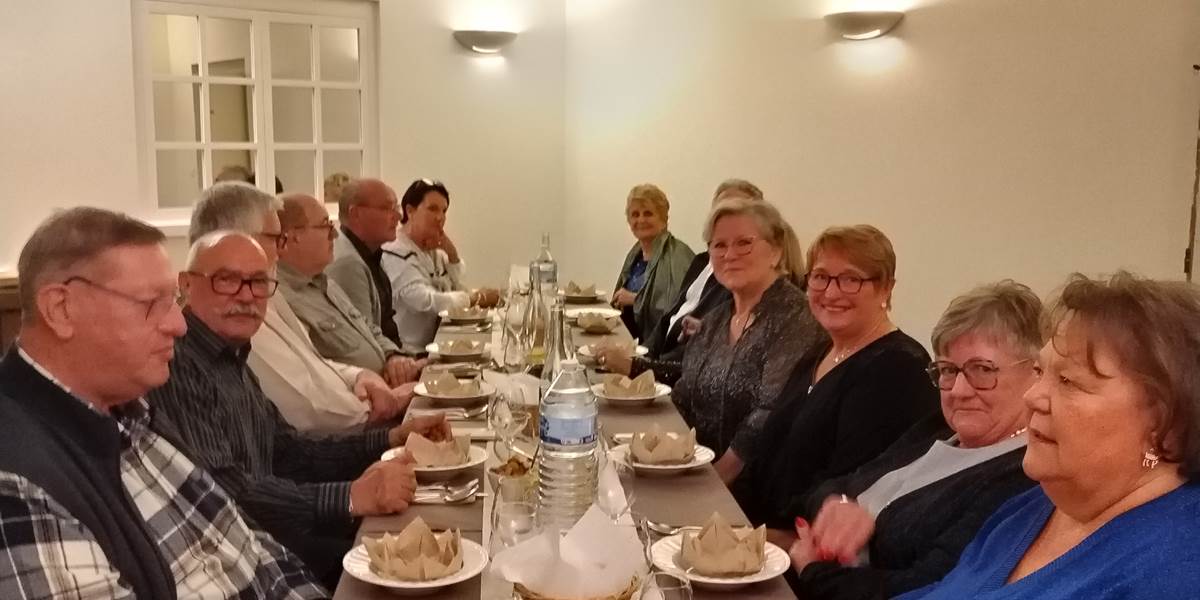 Table d'hôtes conviviale à l'occasion des fêtes de fin d'année