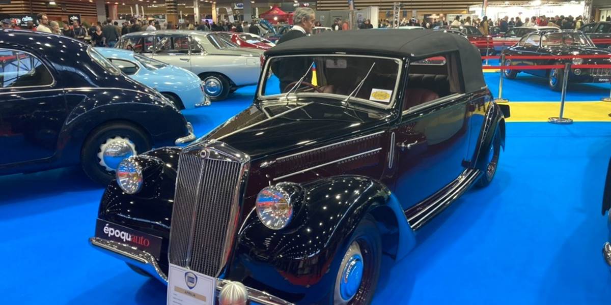 Voiture de collection à Mailhac