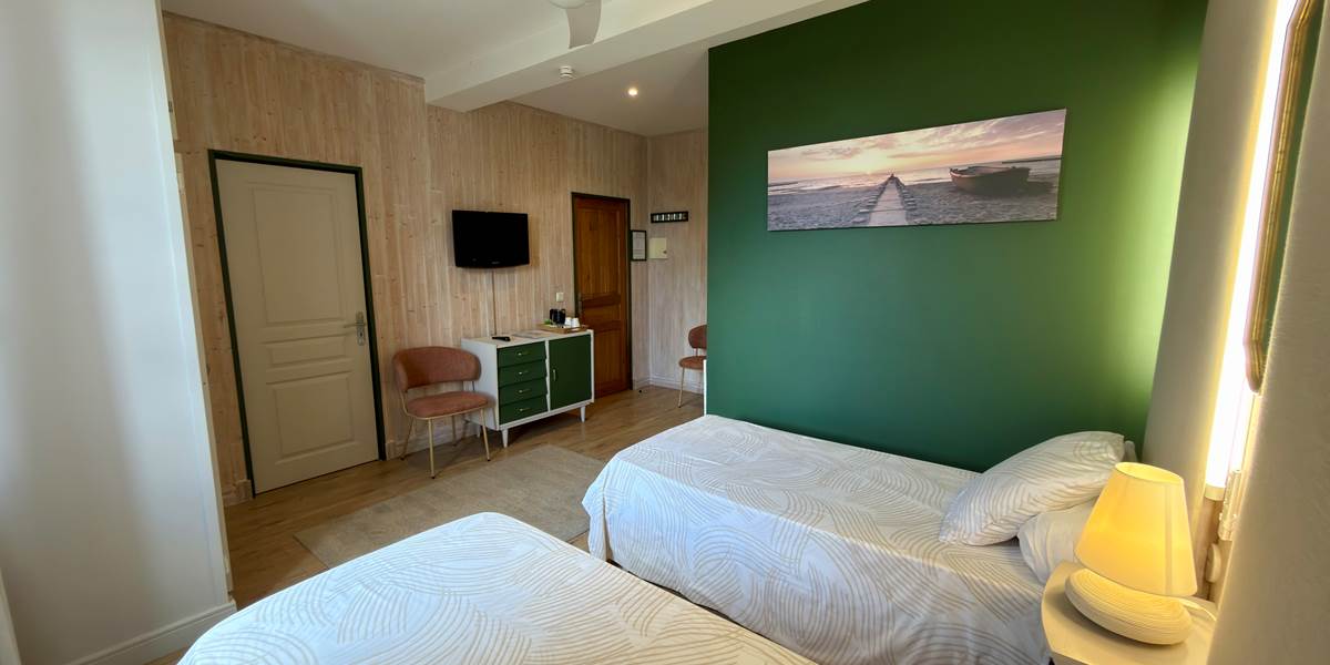 Chambre Les Pins - Lits Jumeaux - Horizon des Landes Doazit