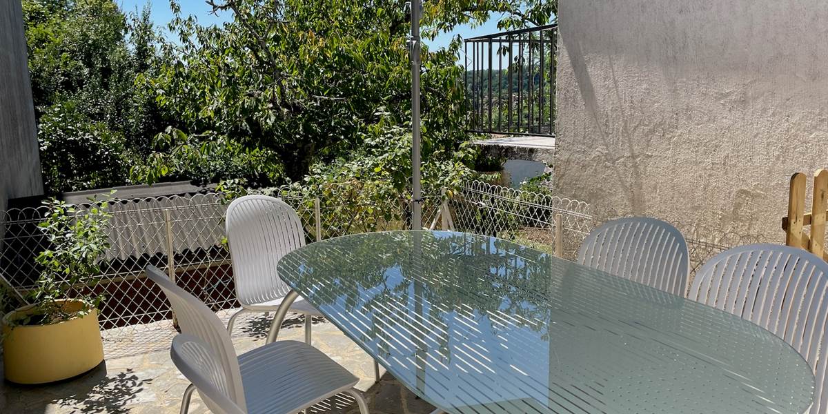 terrasse-detente-Sarlat-vacances