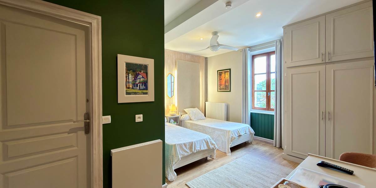 Chambre Les Pins - Lits Jumeaux - Horizon des Landes Doazit