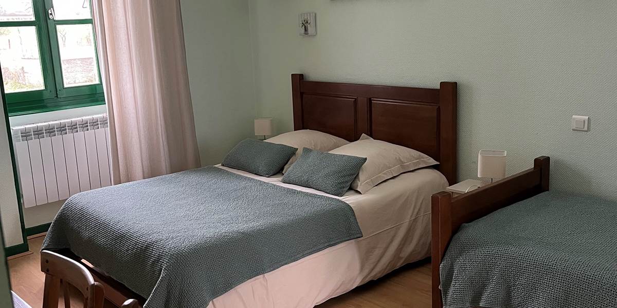Chambre Triple - Triple Bedroom