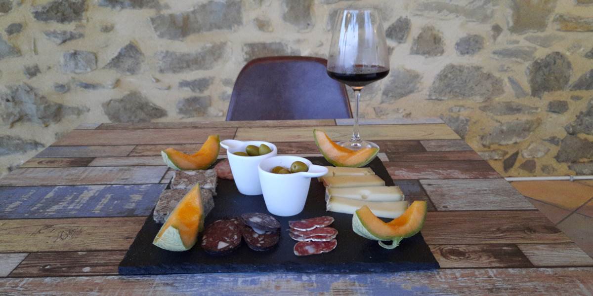 Du local à la table d'hôtes du Coq du Nord Mailhac