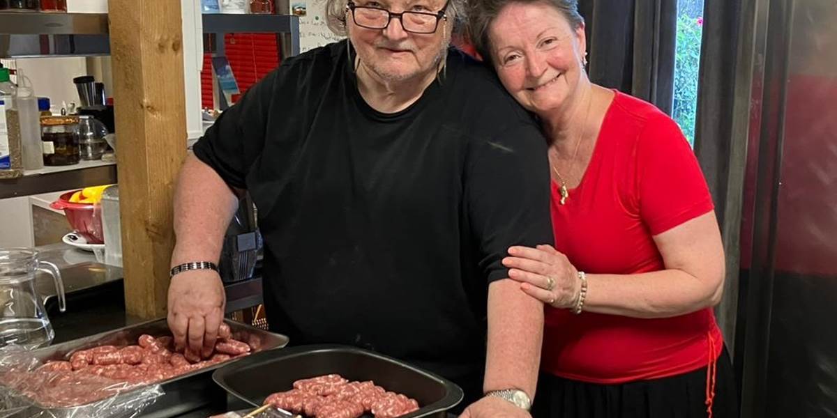 Françoise et Jules à votre service depuis 1995 et heureux de l'être.