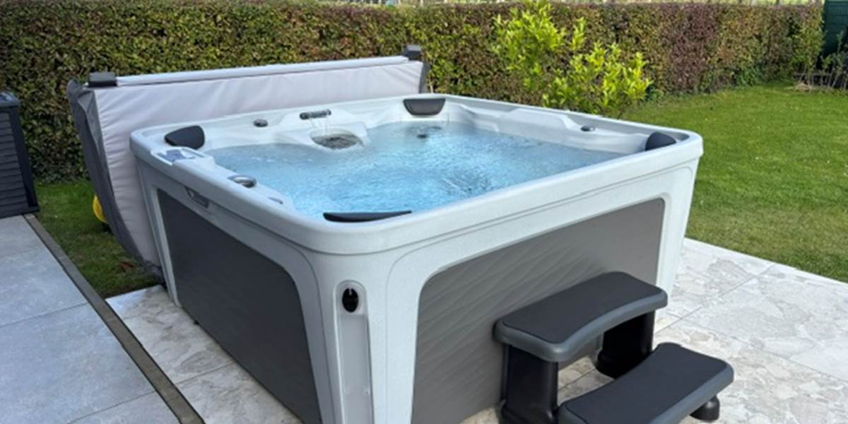 Jacuzzy