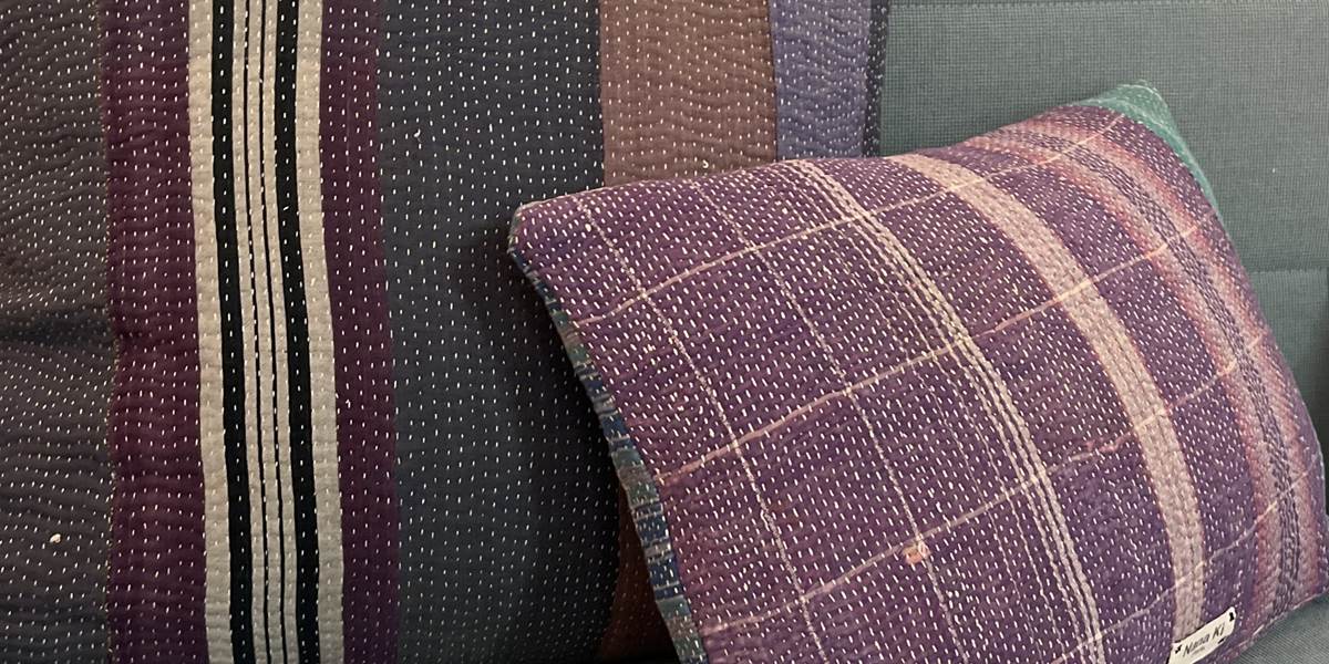PETIT SALON 2E`ME E´TAGE de´tail coussin MF