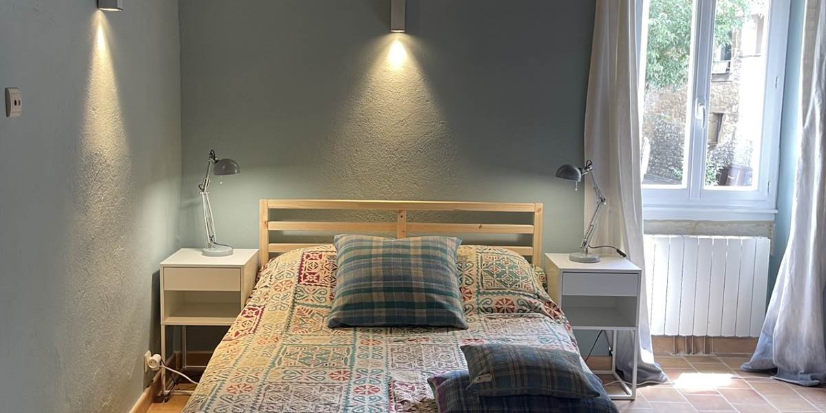 CHAMBRE AQUA-GRIS 1ER E´TAGE MF