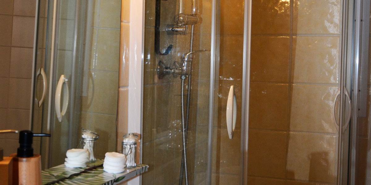 salle_de_bain_2_compressee