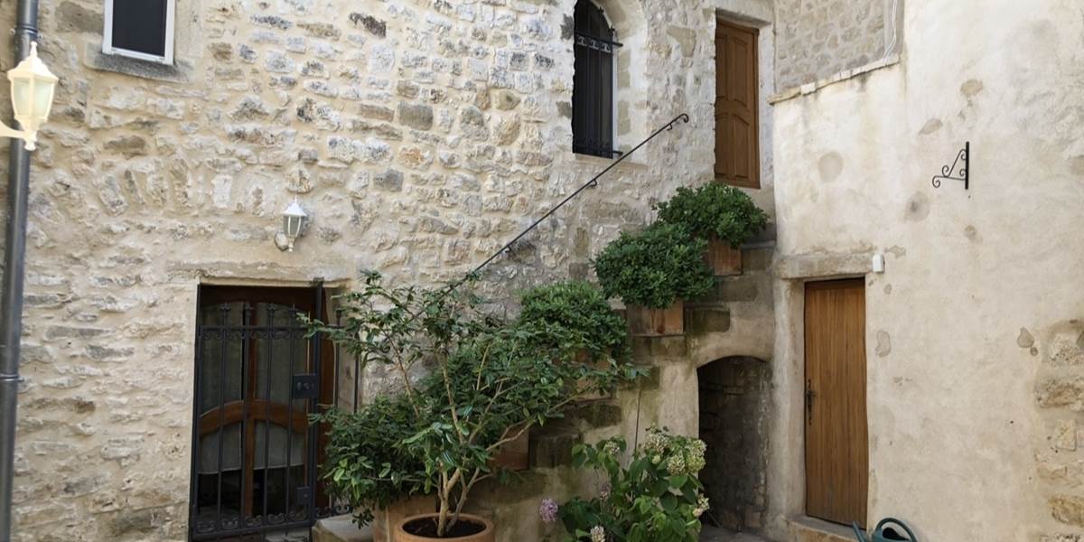 PATIO 2