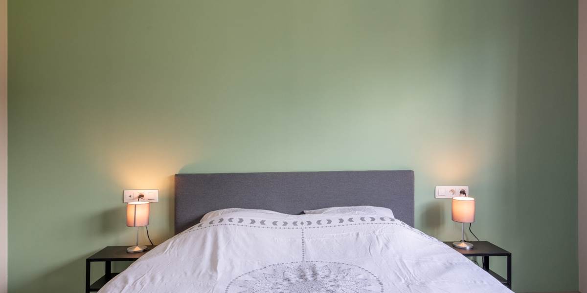 Gîtes de Juliane et Eric - Au jardin de Mamy bleue - gîte 4 personnes - chambre double