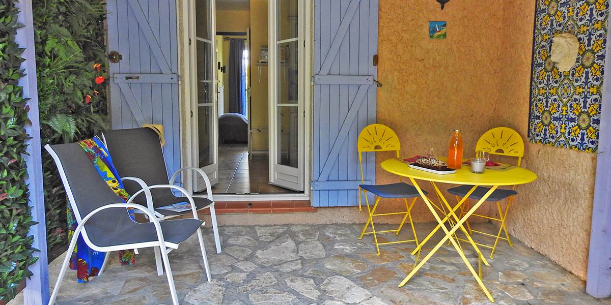 terrasse ombragée plein sud