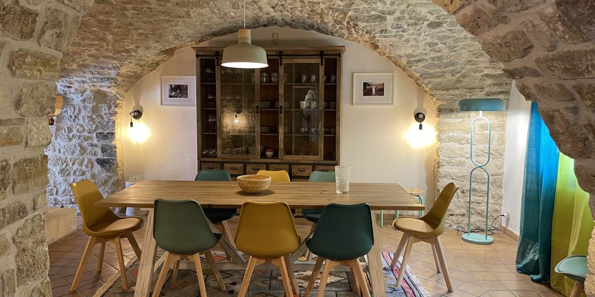SALLE A` MANGER vue d'ensemble MF