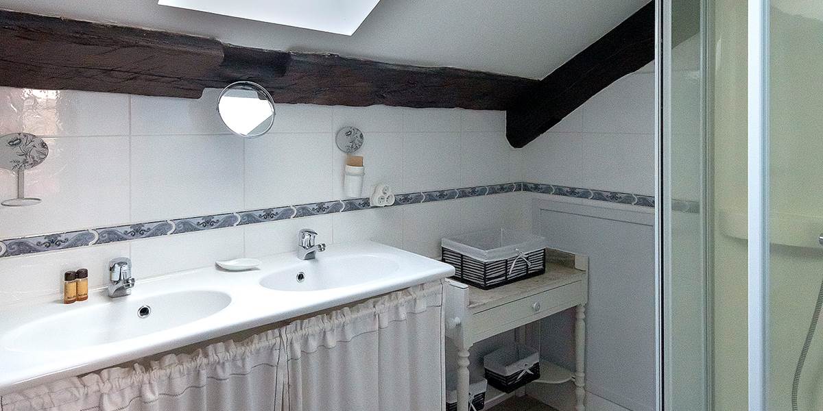 suite des ecoliers  salle d'eau