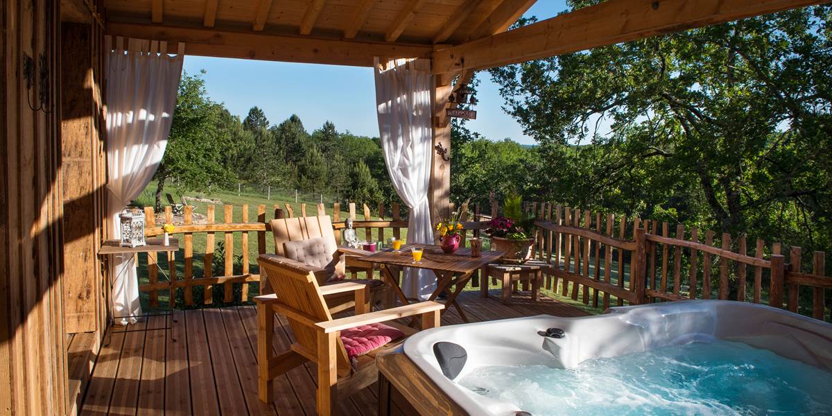 Terrasse 2022 & Spa privatif - Cabane EPICEA