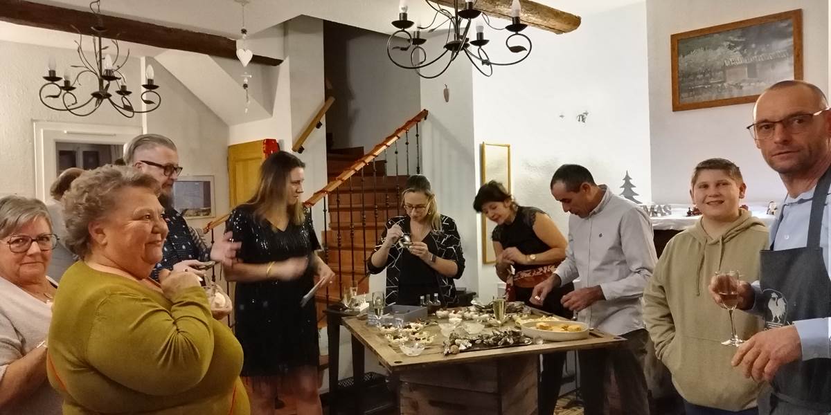 Le coq du Nord-Mailhac chambres d'hôtes et gîte ouverts toute l'année