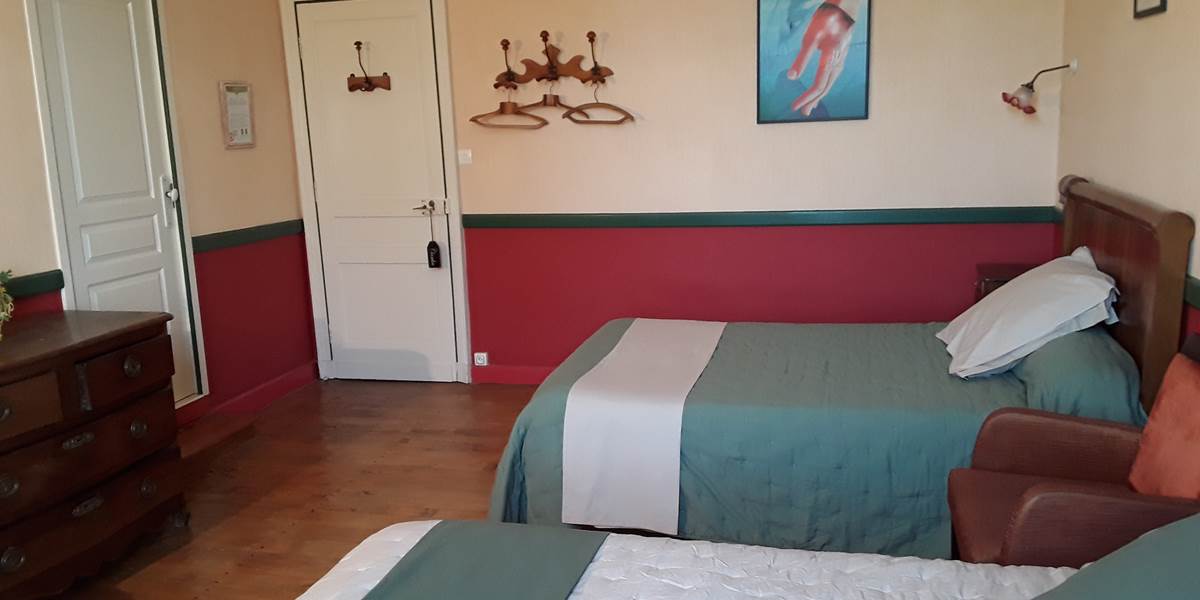 portes  d'entrée et  de  la  salle  de  bain