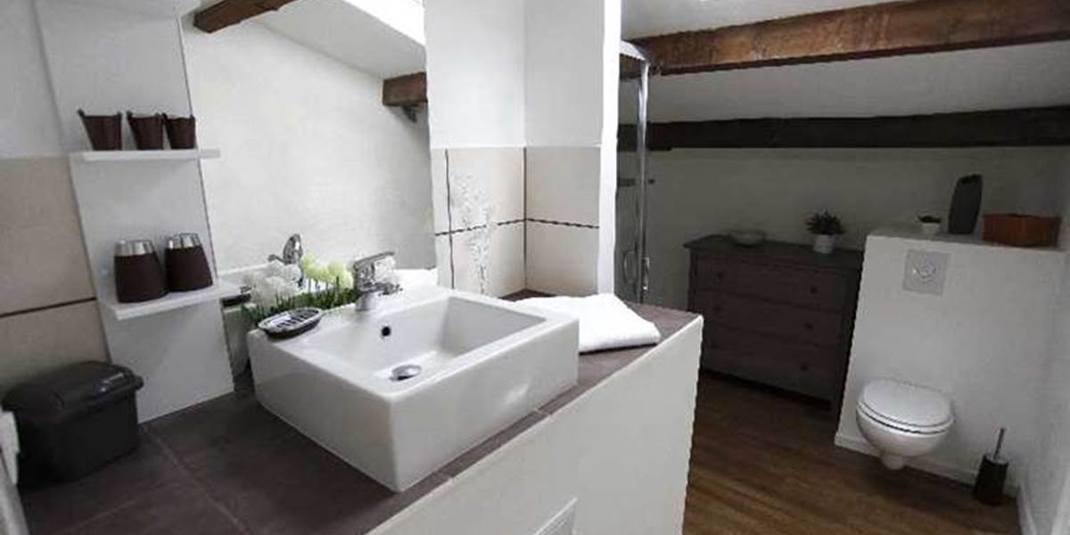 gîte Ombre bleue, ombre bleue du figuier gîtes et chambres d'hôtes avec piscine Ardèche