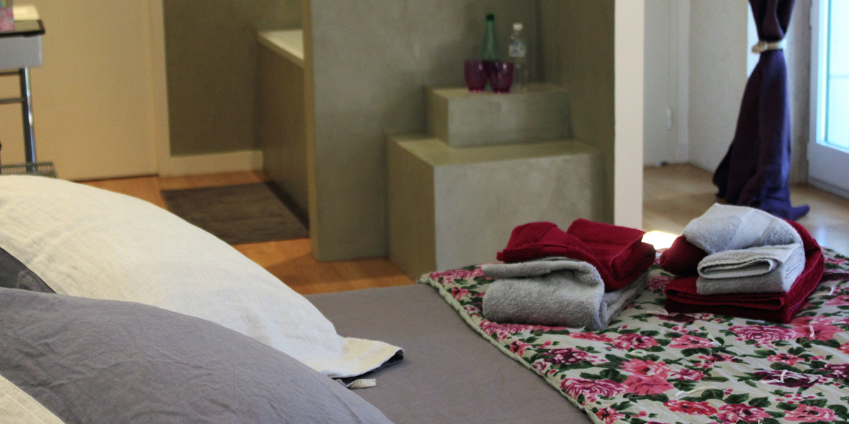 La chambre "Léa" équipée baignoire