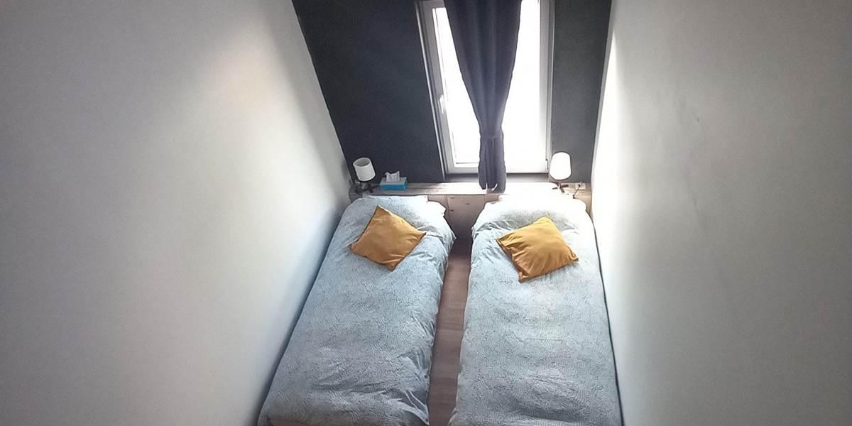 Possibilité de séparer le lit double de 160 en 2 lits simples