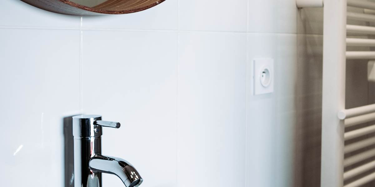 Chambre orange SDB3