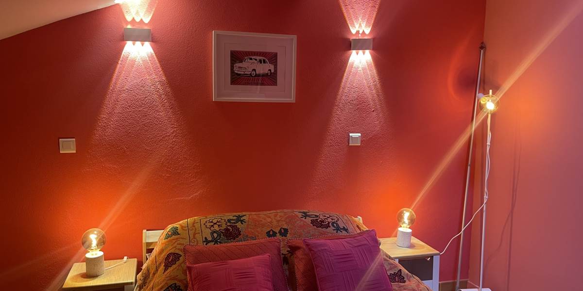 CHAMBRE ROSE 2E`ME E´TAGE MI