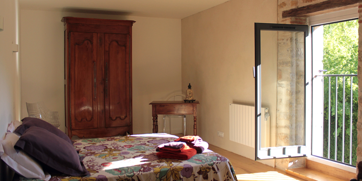 chambre "Théo" équipée baignoire